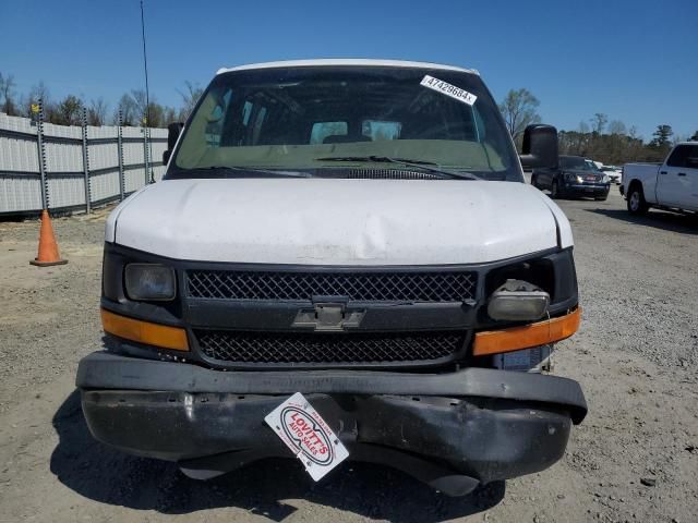 2004 Chevrolet Express G2500