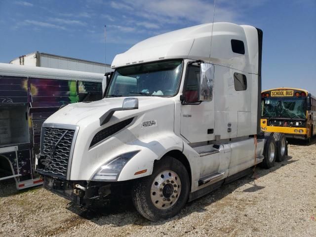 2021 Volvo VN VNL