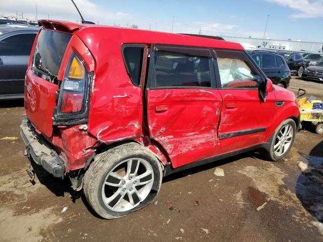 2010 KIA Soul +