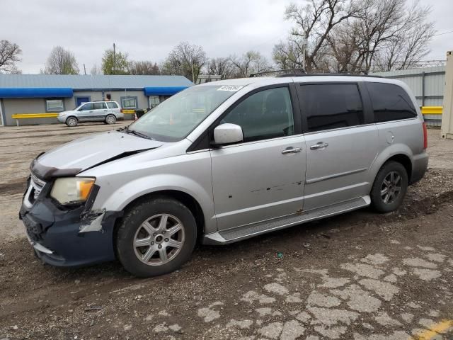 2011 Chrysler Town & Country Touring