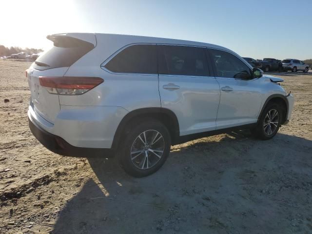 2019 Toyota Highlander LE