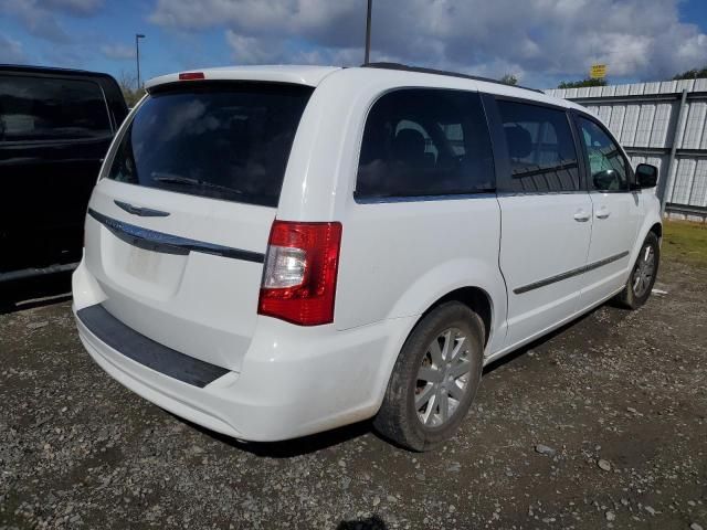 2016 Chrysler Town & Country Touring