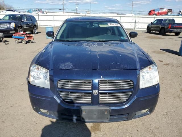 2005 Dodge Magnum R/T