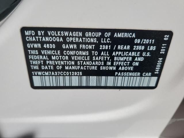 2012 Volkswagen Passat SEL