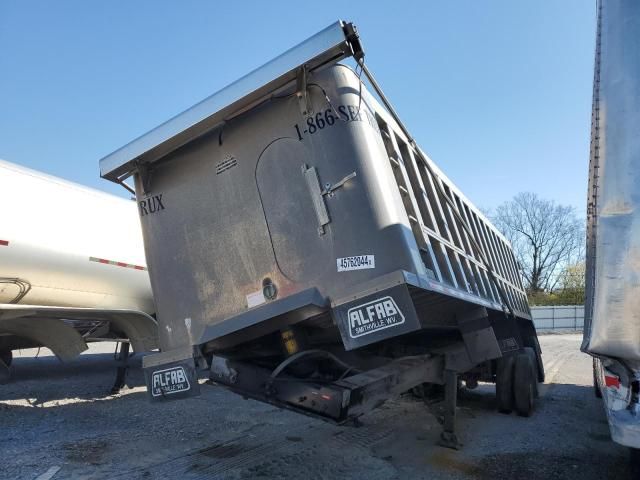 2017 Alfa Romeo Trailer