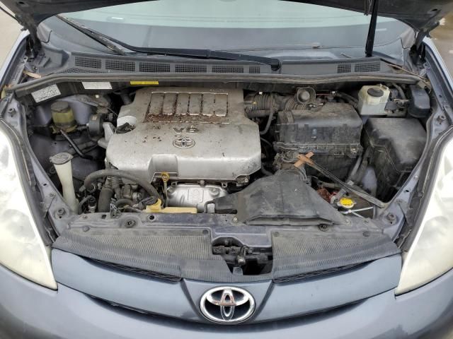 2010 Toyota Sienna CE