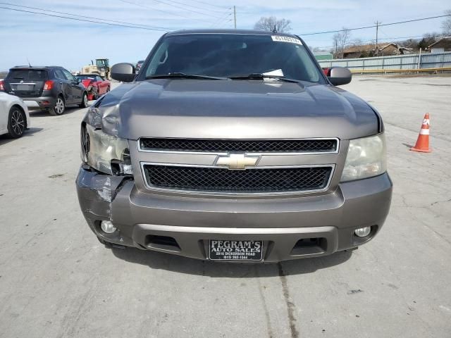 2011 Chevrolet Suburban C1500 LT