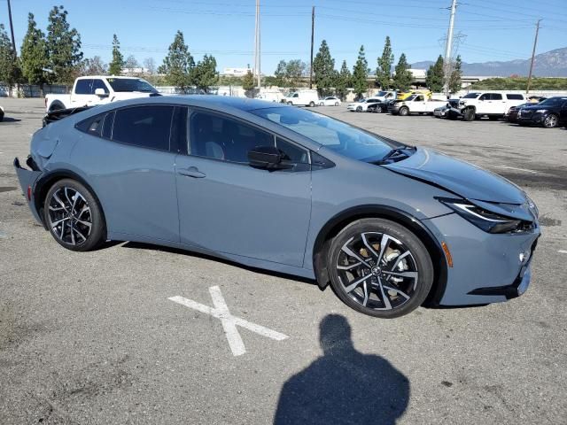 2024 Toyota Prius Prime SE