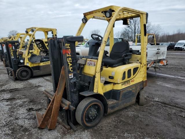 2009 Hyster ER Forklift