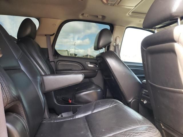 2011 Cadillac Escalade Luxury