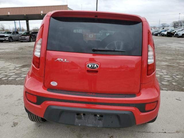 2013 KIA Soul +