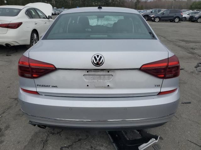 2017 Volkswagen Passat SEL Premium