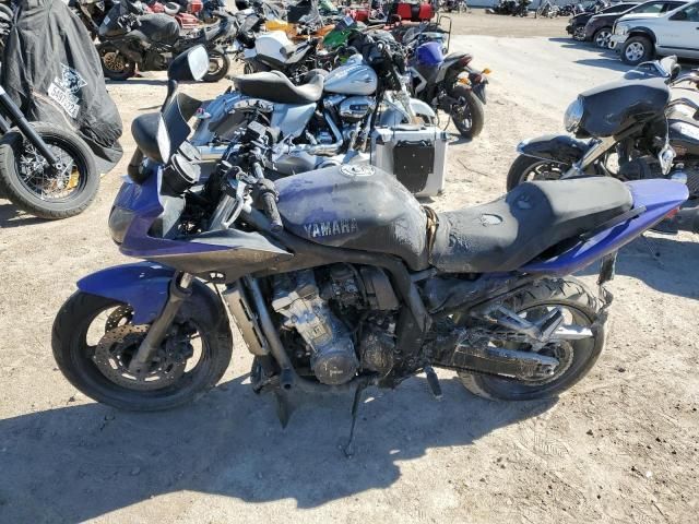2002 Yamaha FZS10