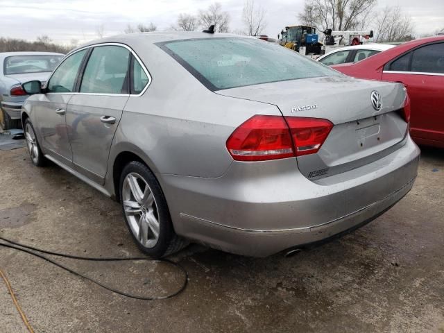 2013 Volkswagen Passat SEL