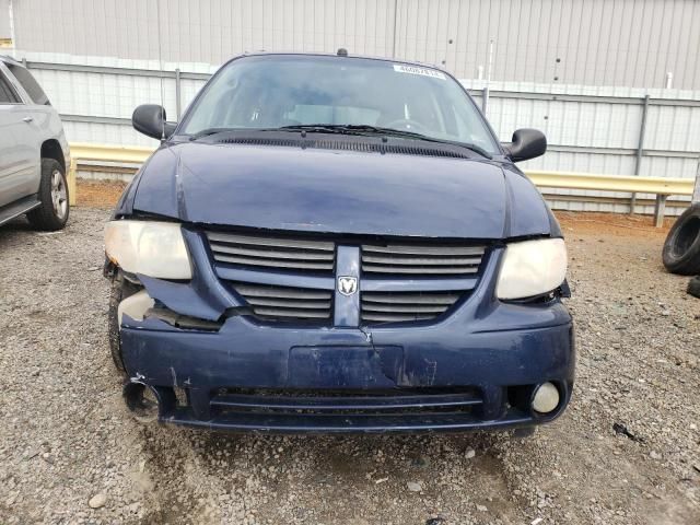 2005 Dodge Grand Caravan SXT