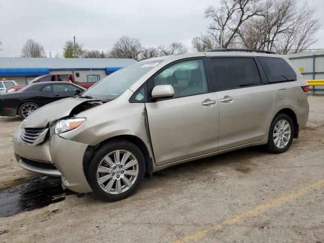 2017 Toyota Sienna XLE