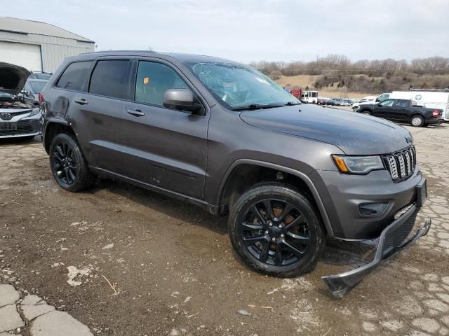 2020 Jeep Grand Cherokee Laredo