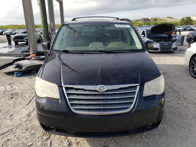 2010 Chrysler Town & Country Touring