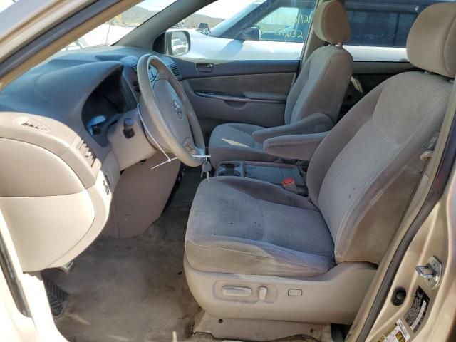 2007 Toyota Sienna CE