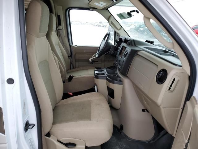 2017 Tjtu 2017 Ford Econoline E450 Super Duty Cutaway Van