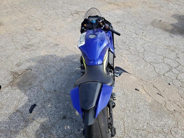 2022 Yamaha YZFR7