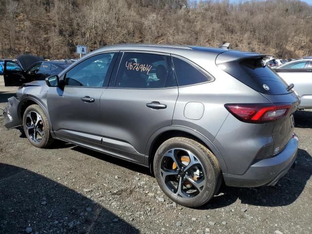 2023 Ford Escape ST Line Plus