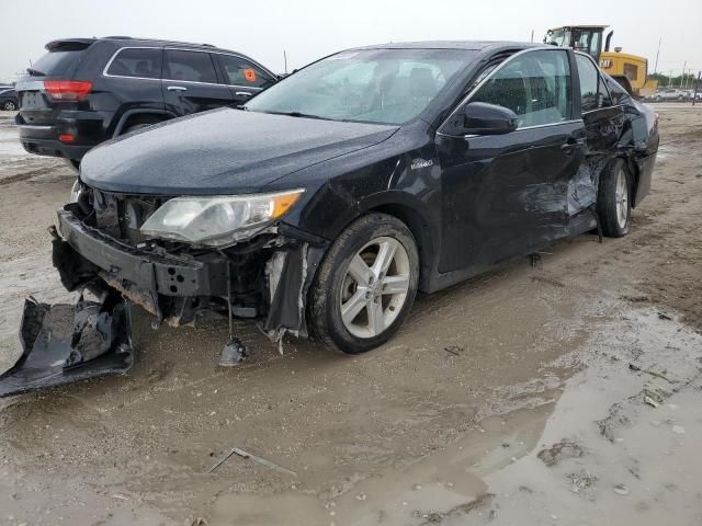 2014 Toyota Camry Hybrid