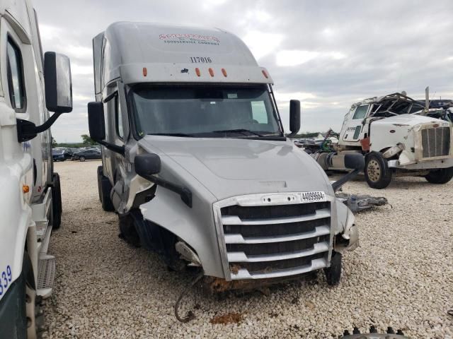 2021 Freightliner Cascadia 126