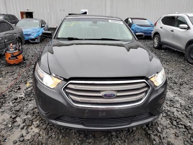 2019 Ford Taurus SE