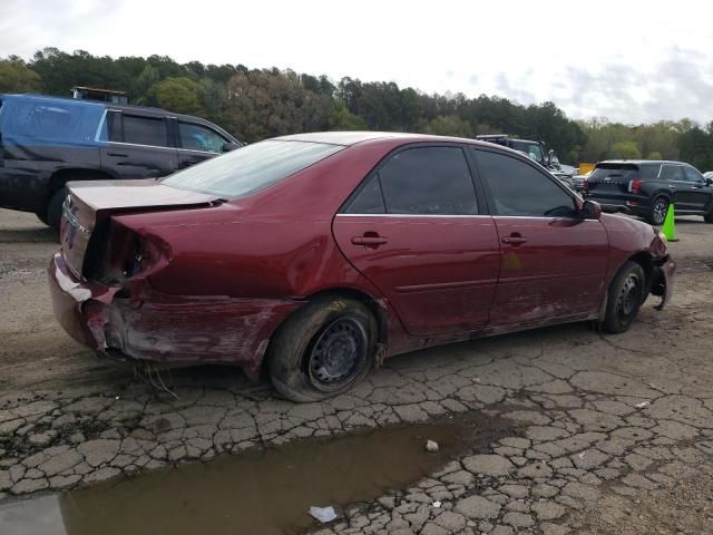 2004 Toyota Camry LE