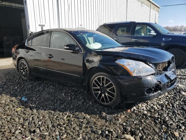 2010 Nissan Altima Base