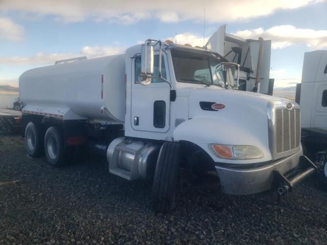 2005 Peterbilt 335