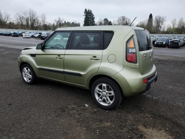 2011 KIA Soul +