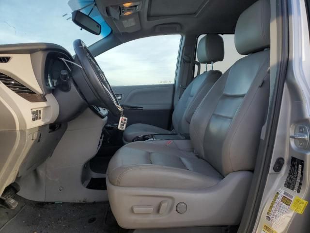 2015 Toyota Sienna XLE