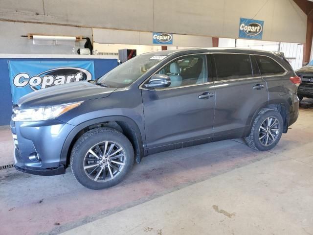 2018 Toyota Highlander SE