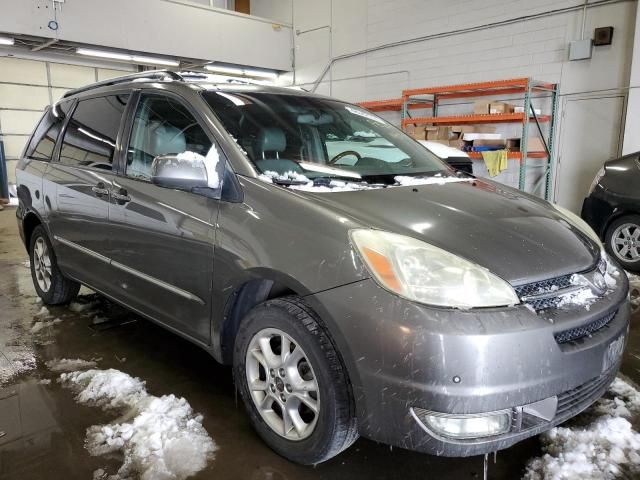 2005 Toyota Sienna XLE