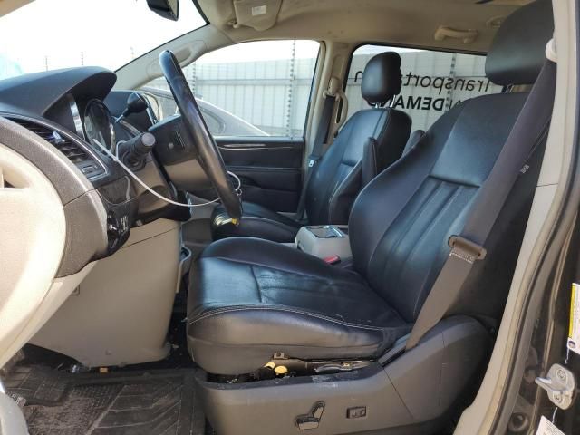 2012 Chrysler Town & Country Touring