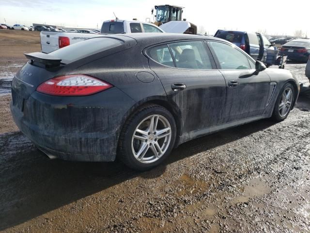 2013 Porsche Panamera 2