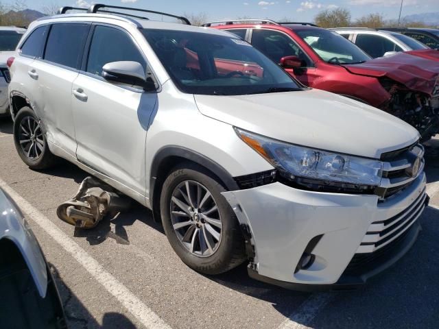 2018 Toyota Highlander SE