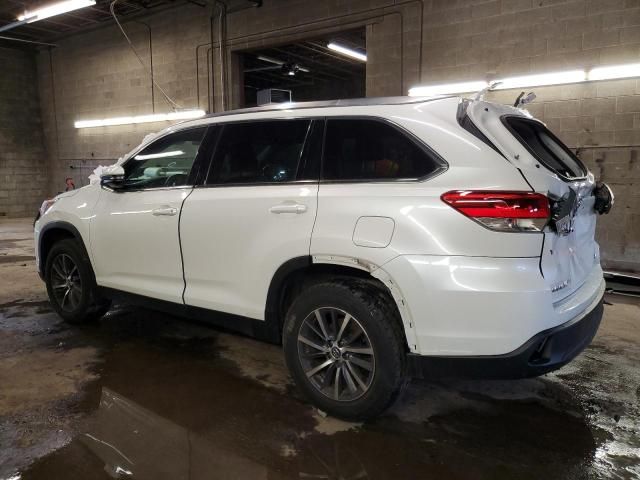 2019 Toyota Highlander SE