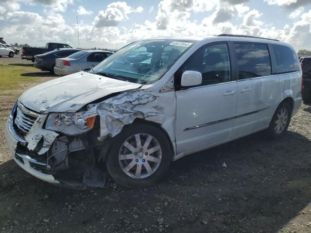 2016 Chrysler Town & Country Touring