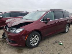 Chrysler Vehiculos salvage en venta: 2020 Chrysler Voyager LXI