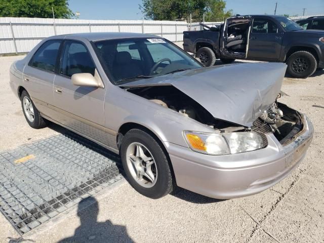 2000 Toyota Camry CE