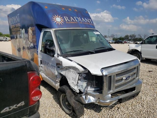 2019 Ford Econoline E350 Super Duty Cutaway Van