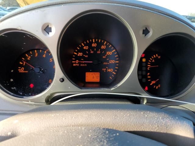 2004 Nissan Altima Base