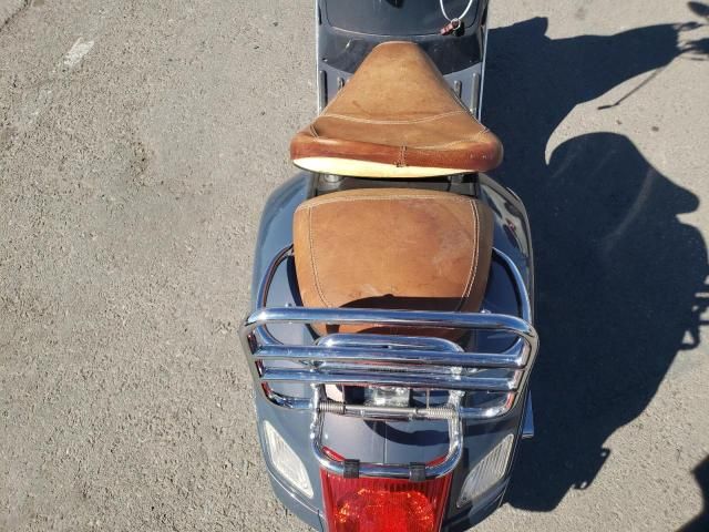 2007 Vespa GTS 250