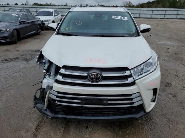 2018 Toyota Highlander SE