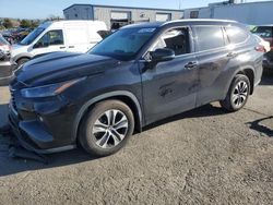 Salvage cars for sale from Copart Vallejo, CA: 2022 Toyota Highlander XLE