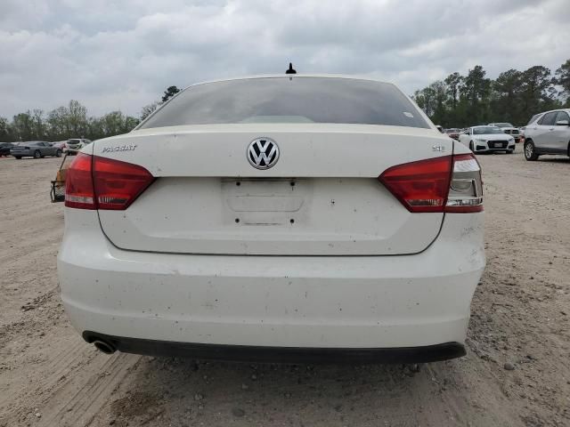 2013 Volkswagen Passat SE