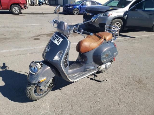 2007 Vespa GTS 250